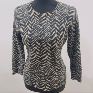 J. McLaughlin Black Cream Animal Print Quarter Length Sleeve Cashmere Sweater